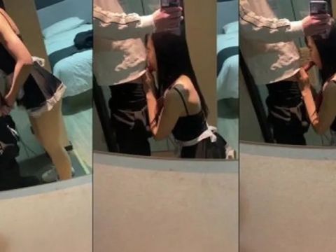 Anh đang quay phim mà em thèm chủ móc chim anh ra mút