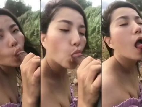 Đi dạo mà em tụt quần anh bú như thật